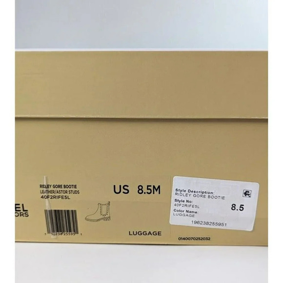 Michael Kors Women's Ridley Studded Lug-Sole Chelsea Booties Size 8.5 MSRP $225 - Picture 11 of 11